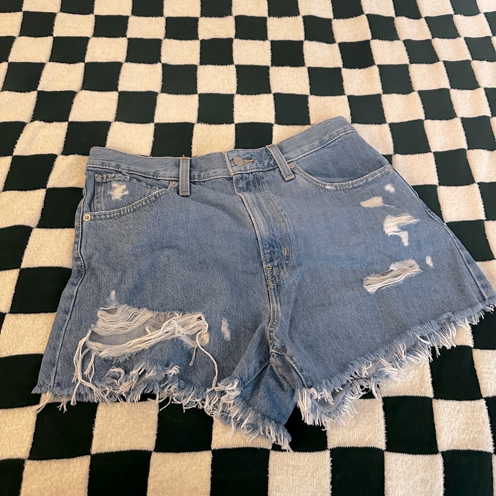 Levi’s High Waisted Mom Shorts